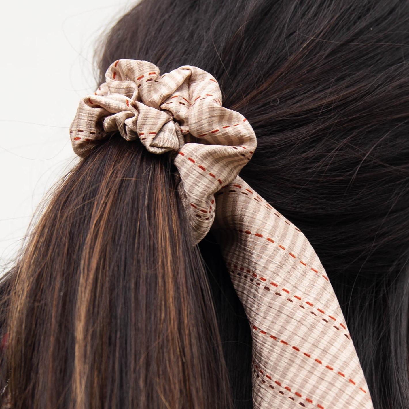 Lily Scrunchie & Ribbon