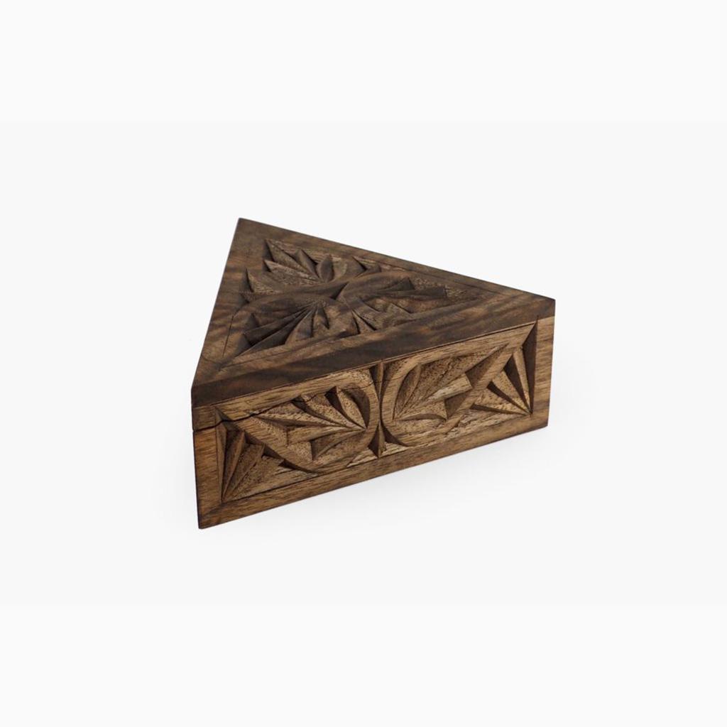 Carved Triangular Box - 4x4x4in