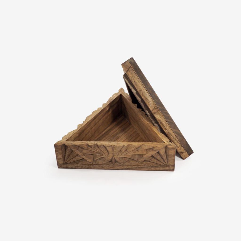 Carved Triangular Box - 4x4x4in